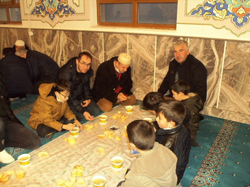 Aşağı Camiide Sabah Namazı Buluşması