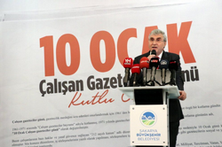 Yüce Gazetecilerle Yemekte Buluştu