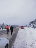 Taraklı-Geyve Yolunda Kar ile Mücadele Aralıksız Sürüyor