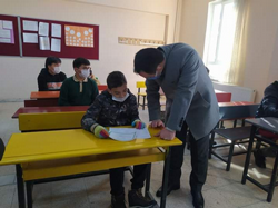 Kaymakam Hacıismailoğlu Karne Dağıttı