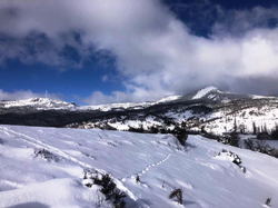 Taraklı’daki Tuzla kanyonu, kar yağışının ardından güzel manzaralar sunuyor.