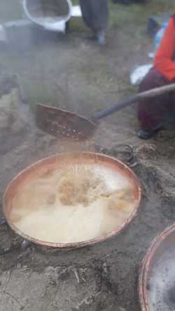 Aksu Mahallesinde Bağ Bozumu. Pekmezler Yapılıyor