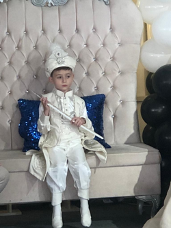 Serkan Mert’in oğlu erkekliğe ilk adımı attı