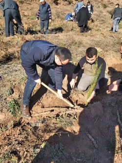 Taraklı’da geleceğe nefes olacak yeni fidanlar toprakla buluştu