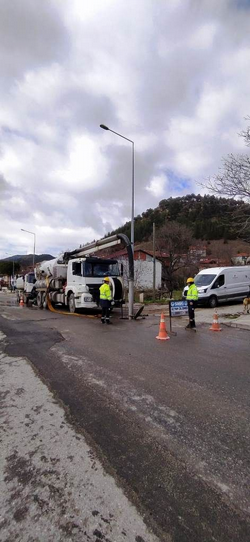 SASKİ ekipleri Taraklı da temizlik çalışmaları yapıyor