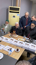 HEM 88. YAŞ GÜNÜNÜ KUTLADI, HEM DE KİTABINI İMZALADI