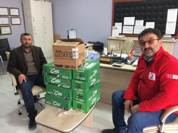 KIZILAY TARAKLI TEMSİLCİLİĞİNİN ÇOCUKLARI SEVİNDİREN İKRAMI