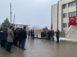 Şehitlerimizi Anıyoruz...