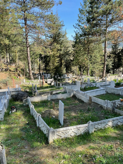 TARAKLI MEZARLIĞINDA BAYRAM TEMİZLİĞİ