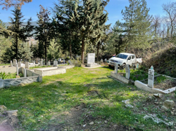 TARAKLI MEZARLIĞINDA BAYRAM TEMİZLİĞİ