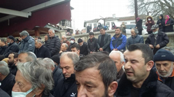 SERTAN DOĞAN DUALARLA SON YOLCULUĞUNA UĞURLANDI