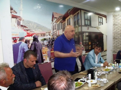 ÖZKOÇ TARAKLI’DA MUHTARLARLA İFTAR’DA BULUŞTU