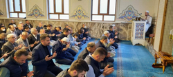 Bayram Namazı sonrası Cemaatle Bayramlaşma