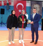 19 MAYIS ATATÜRK'Ü ANMA GENÇLİK VE SPOR BAYRAMI SALONDA KUTLANDI