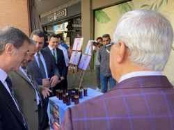 Taraklı ÇPAL Cadde54 AVM de Stant Açtı