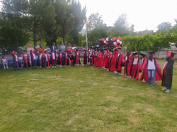 Anaokulu öğrencilerinin sene sonu Gösterisi