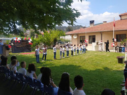 Anaokulu öğrencilerinin sene sonu Gösterisi