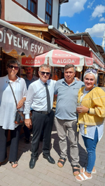 Zafer Partisi Suriyeliler için Taraklı'da da imza kampayası düzenledi