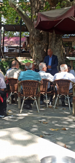 M.Nuri Şahin Misafirlerini Taraklı'da Ağırladı