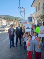 TARAKLI’DA YAYALARA ÖNCELİK DURUŞU ,HAYATA SAYGI DURUŞU
