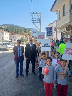 TARAKLI’DA YAYALARA ÖNCELİK DURUŞU ,HAYATA SAYGI DURUŞU