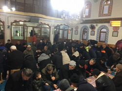 Konak Camiinde Sabah namazı buluşması