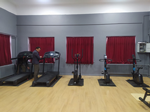 Kaymakam Hacıismailoğlu ve İlçe Milli Eğitim Müdürü Korkmaz spor salonunu inceledi.