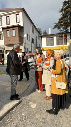 AK KADINLAR TARAKLI'DA