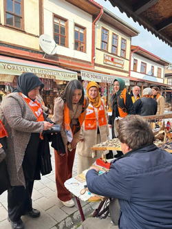 AK KADINLAR TARAKLI'DA