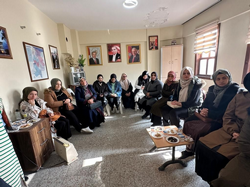 AK KADINLAR TARAKLI'DA
