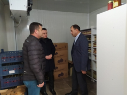 VALİ KALDIRIM TARAKLI ZİRAAT ODASI ÜRETİM TESİSİNİ GEZDİ