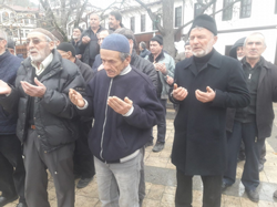 Taraklı’da Din görevlilerinden Kur'an-ı Kerim yakılmasına tepki