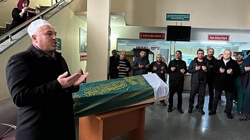 Kaza kurbanı Enise hemşireye çalıştığı hastanede tören
