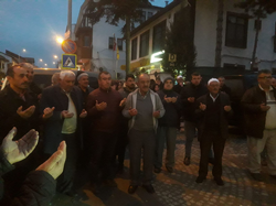 Umreciler dualarla uğurlandı