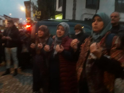 Umreciler dualarla uğurlandı