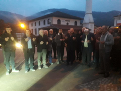 Umreciler dualarla uğurlandı
