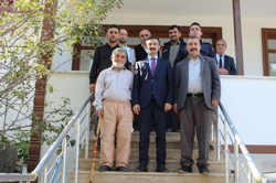 KAYMAKAM BURAK SERTTAŞ YENİKÖY MAHALLESİNİ ZİYARET ETTİ: