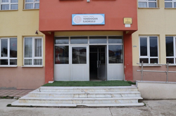 Taraklı’da ara tatilde okullar temizlendi