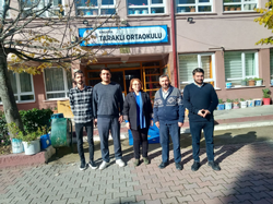 Öğrencilere Kitap Dağıttılar