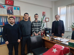 Öğrencilere Kitap Dağıttılar