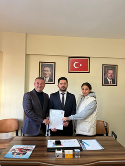 BELEDİYE MECLİS ÜYELİĞİ İÇİN BAŞVURDU