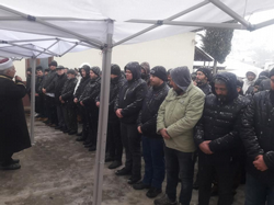 Genç Anne son yolculuğuna uğurlandı