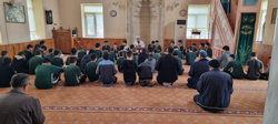 Taraklı İmam Hatip Ortaokulu öğrencileri tarafından depremde hayatını kaybedenler için Mevlit okundu.
