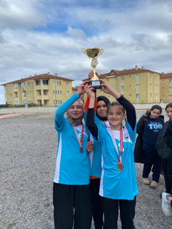 Okul Sporları Bocce müsabakalarına Taraklı damgası