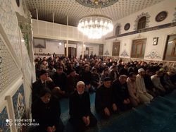 İlk Teravih namazı kılındı