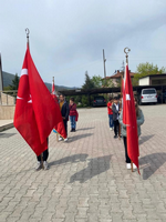 23 Nisan Çelenk Sunma Töreni Yapıldı