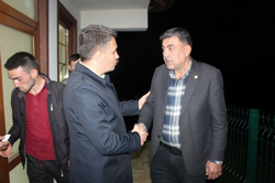 MHP li’ler Dışdedeler Mahallesini ziyaret etti