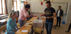 CUMHURBAŞKANLIĞI İKİNCİ TUR SEÇİMLER YAPILIYOR