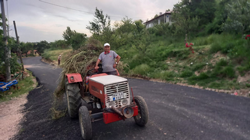 Ekrem Yüce’ye Pankartlı Teşekkür