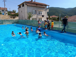 TARAKLI’da YÜZME KURSU AÇILDI